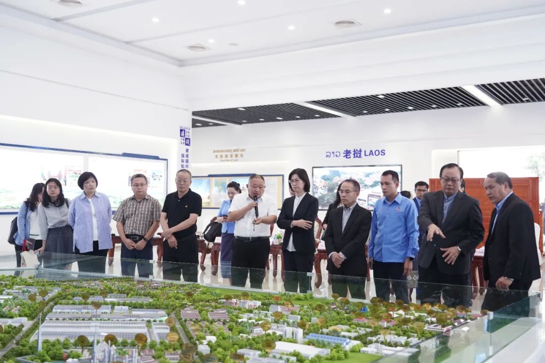  中华全国总工会副主席、书记处书记、党组成员马璐调研赛色塔综合开发区