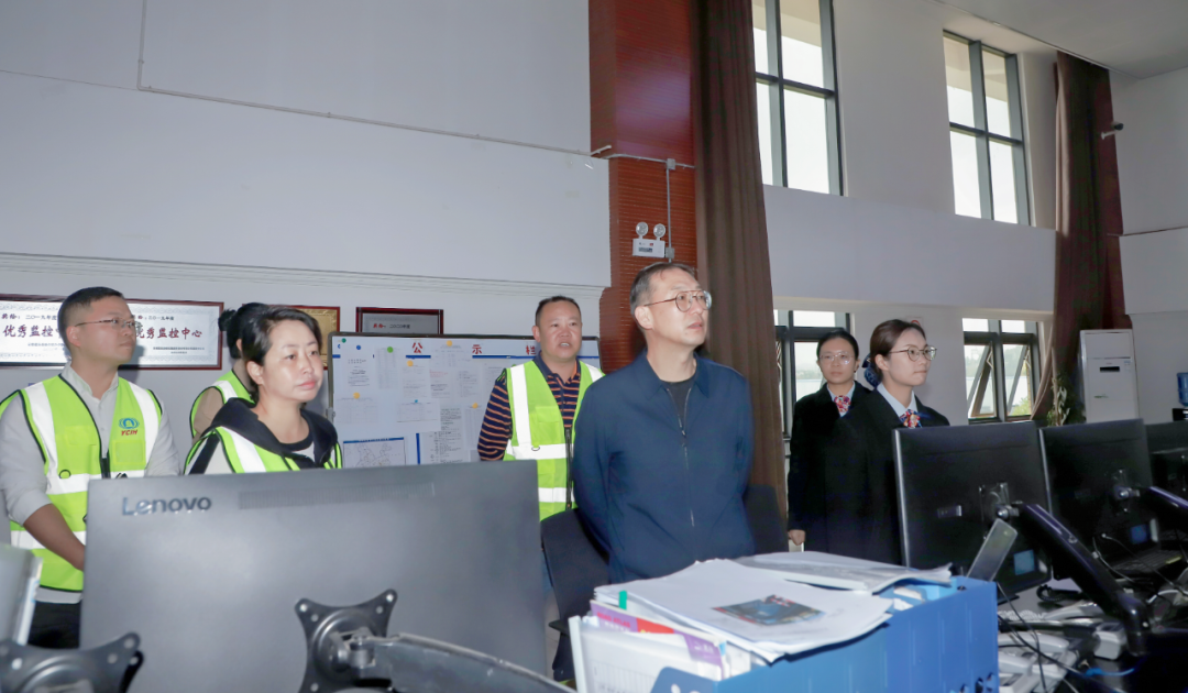 陈宙翔调研世界杯官网合作平台高速公路保通保畅情况