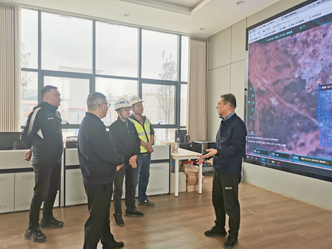 陈宙翔调研昆明长水国际机场东二跑道（南段）项目