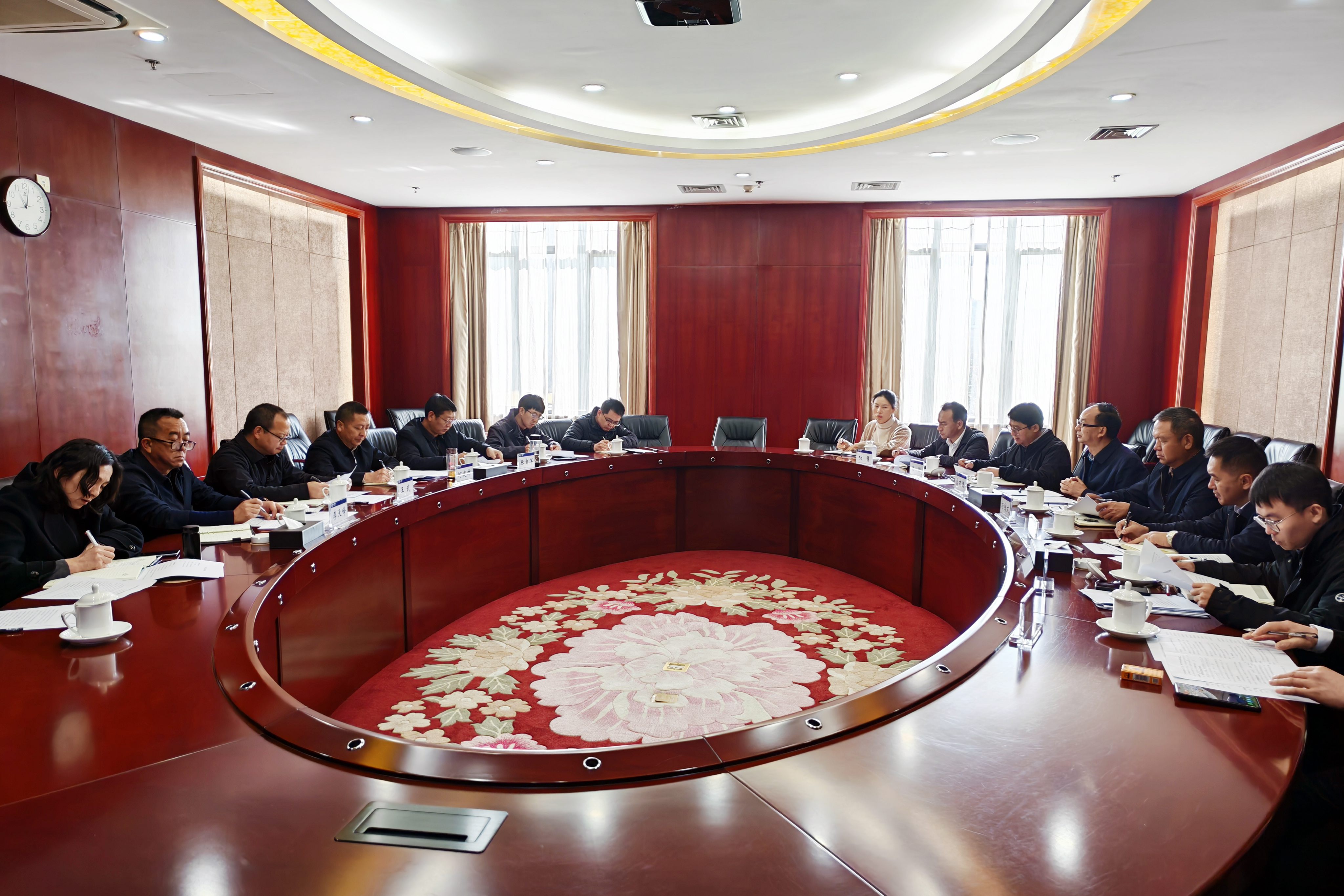 世界杯网址与大理州交流座谈