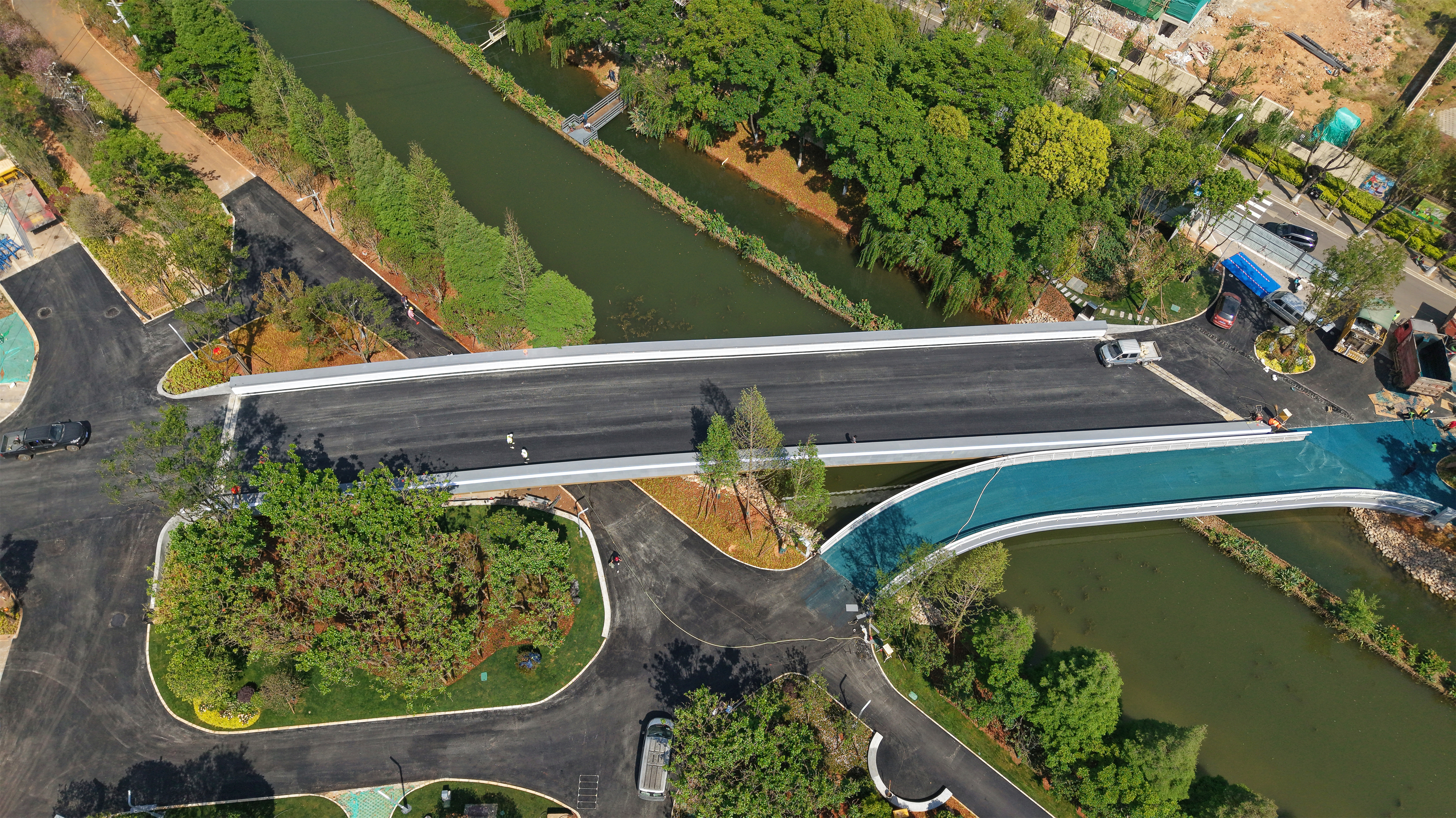 滇池绿道船房河跨河桥世界杯网址通车