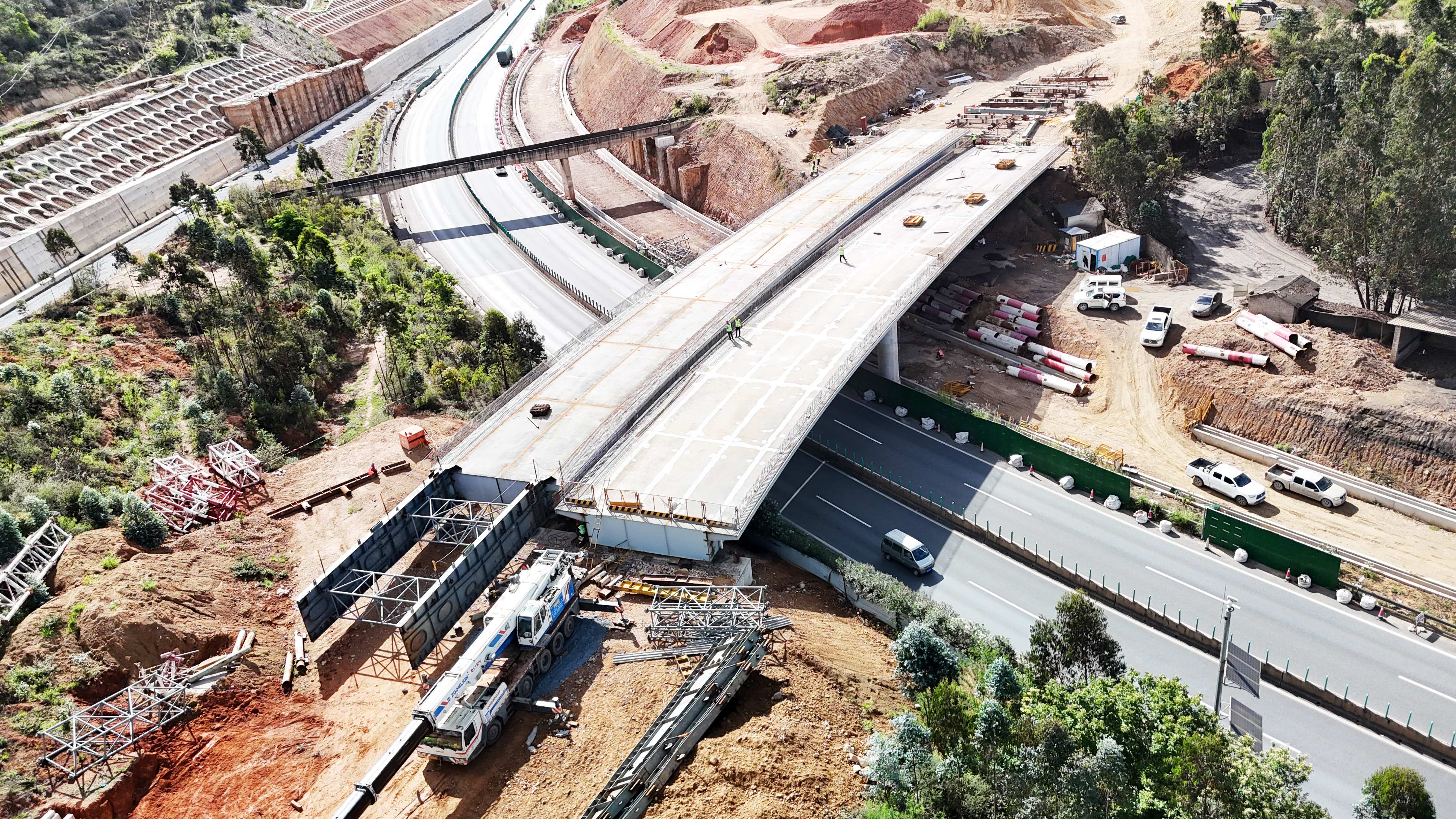 峨石红高速（玉溪段）2026世界杯比分直播捷报频传