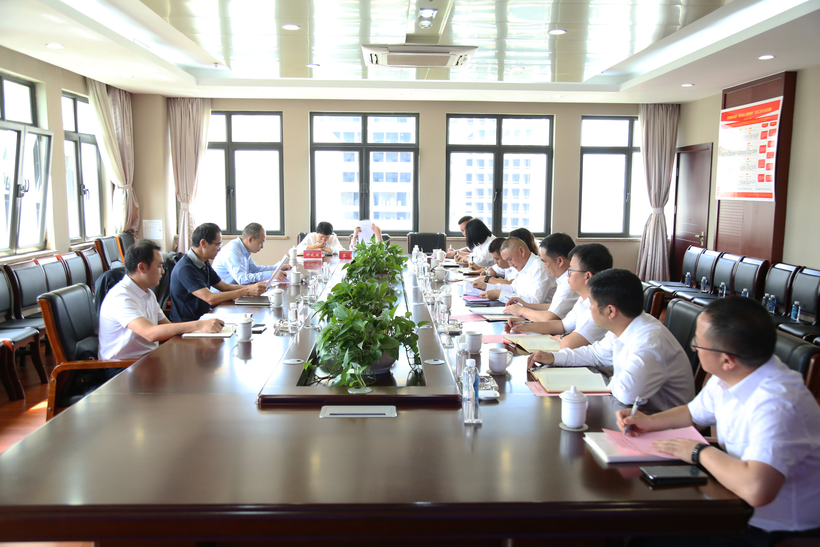 美加墨世界杯足球比分外部董事到总承包公司检查指导