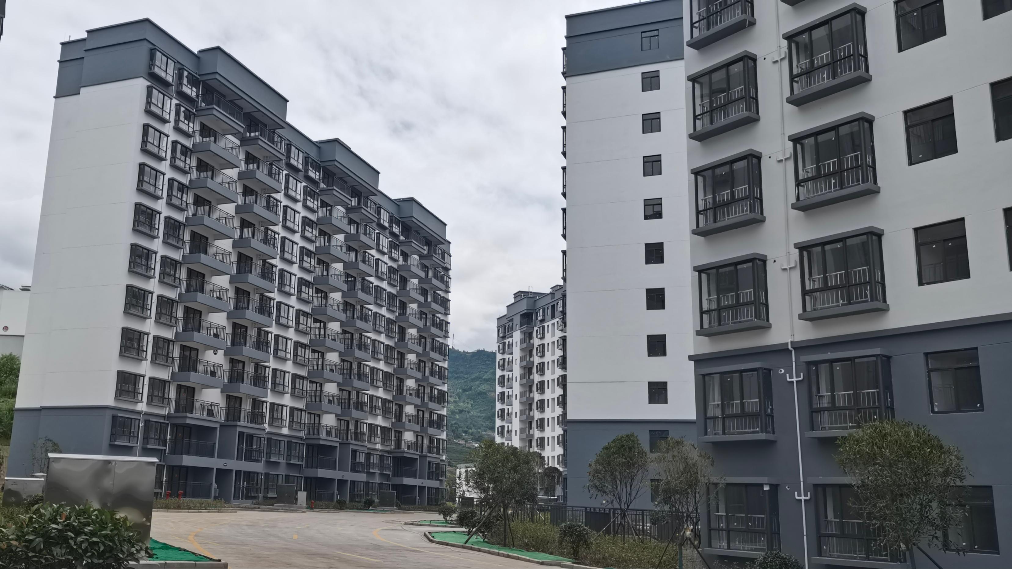 绥江县会仪镇滑坡塌岸影响区搬迁安置点建设世界杯足球网竣工验收