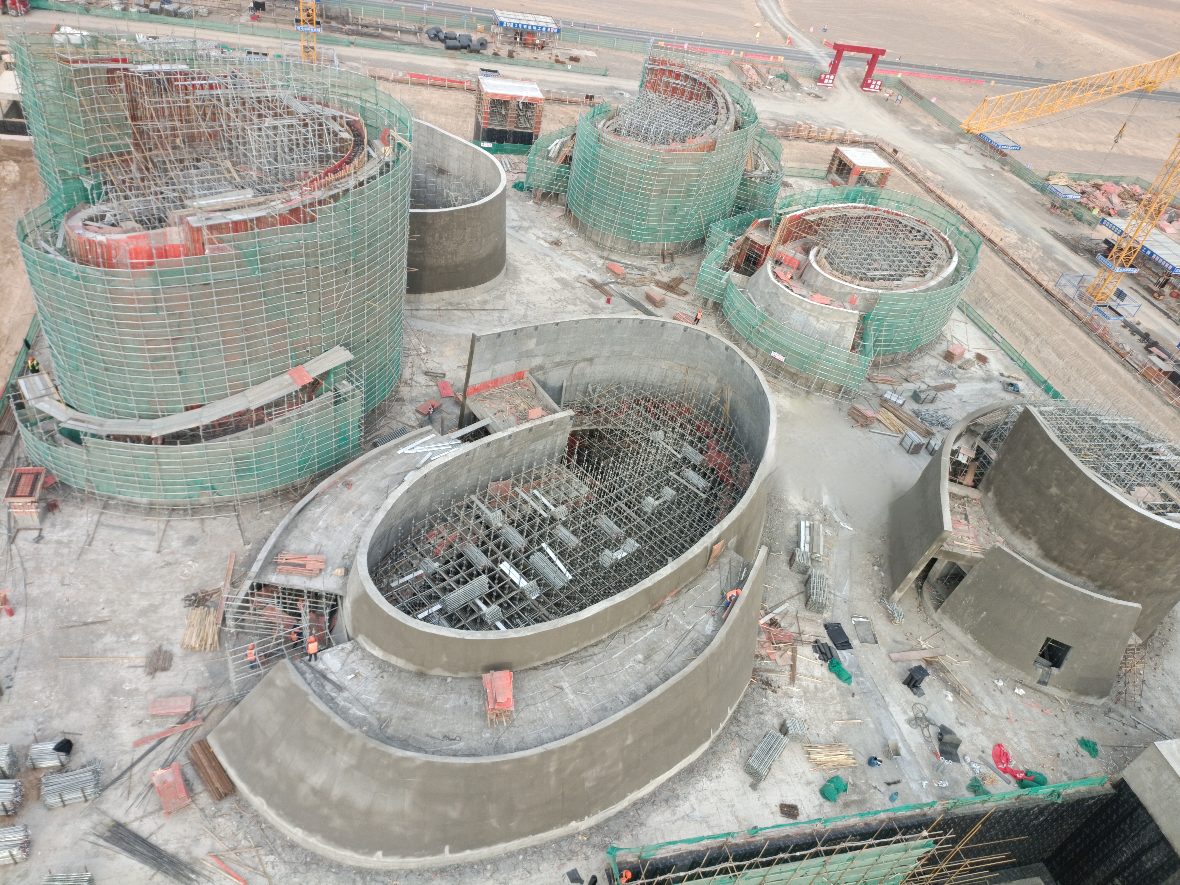 新疆哈密翼龙博物馆主体结构封顶