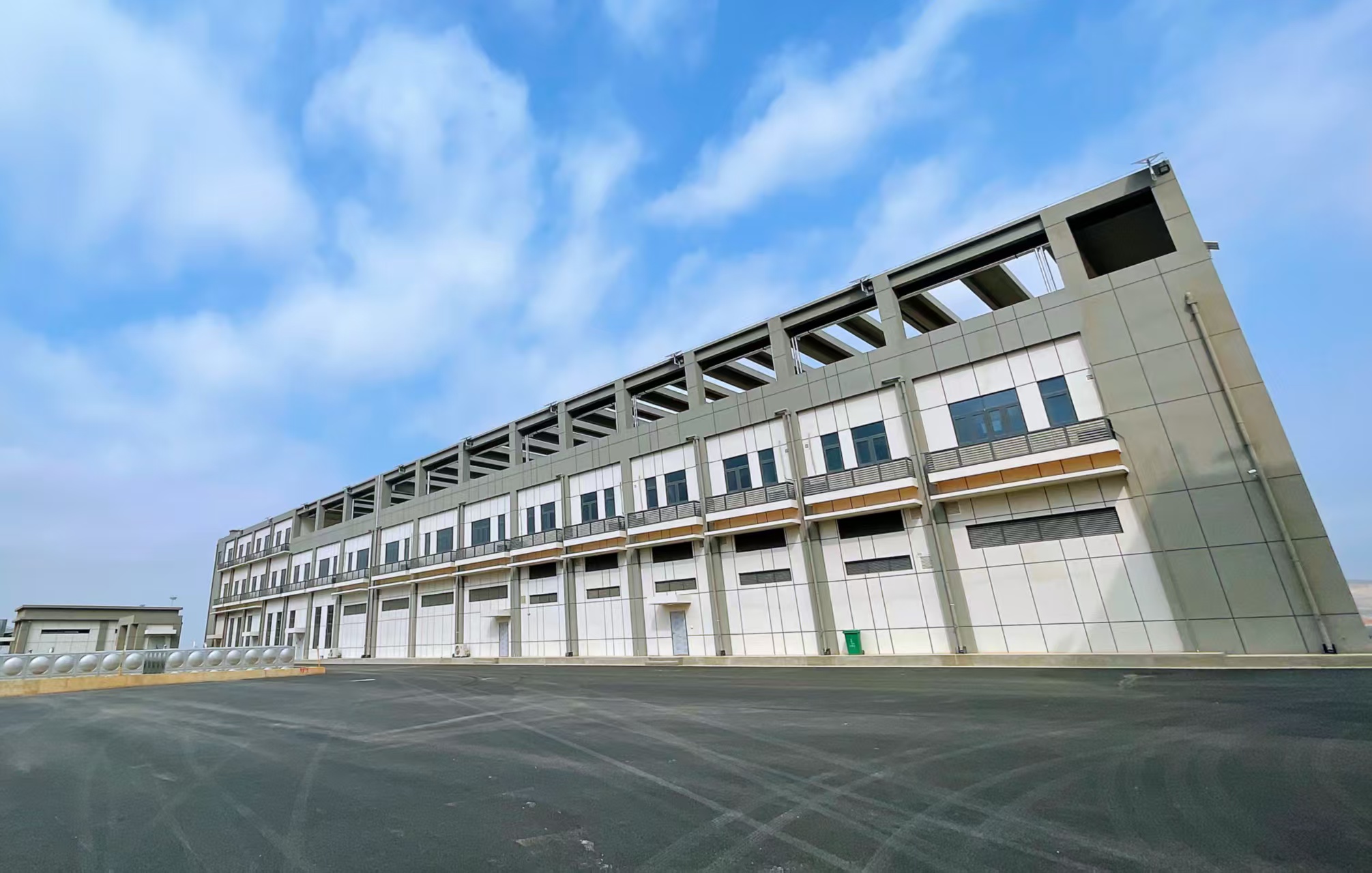 昆明长水国际机场东场务用房及5#消防站项目通过竣工验收