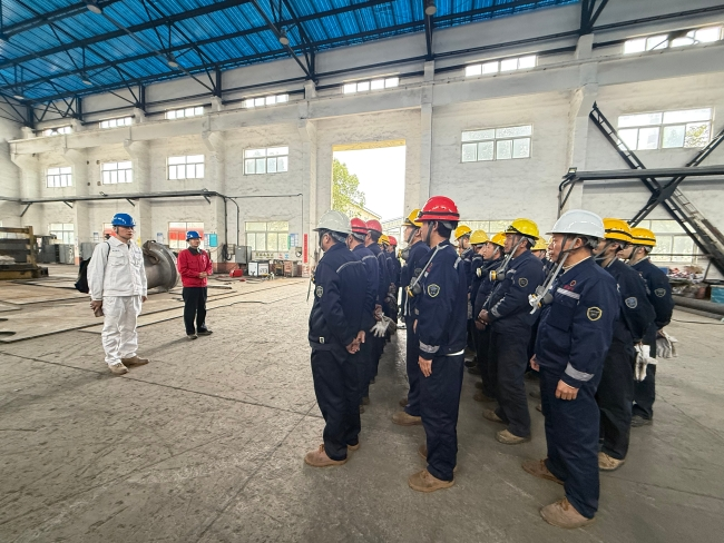 集团劳模工匠赴红河州开展“助企行”活动