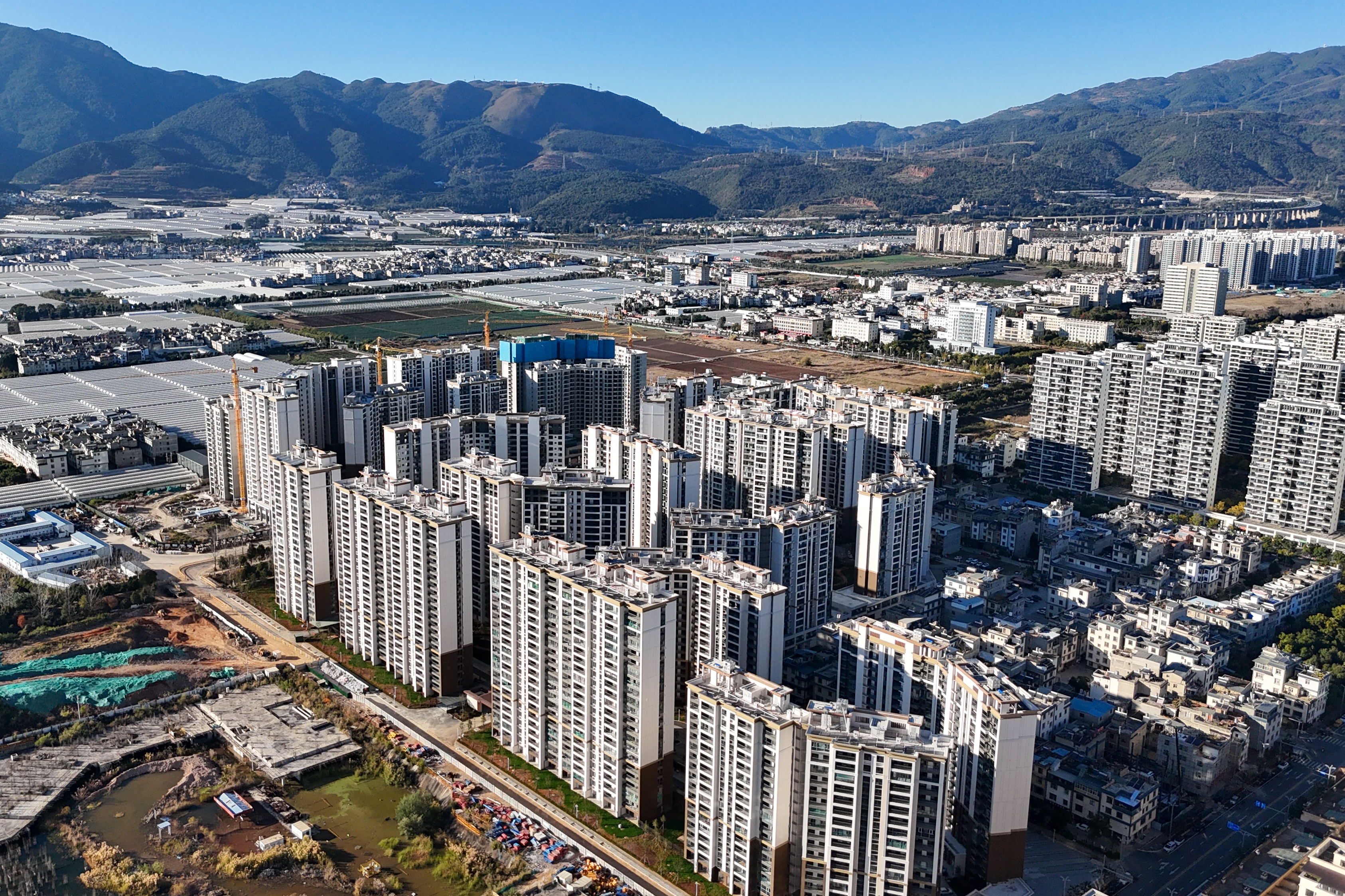 抚仙湖环湖棚改项目456套安置房交房