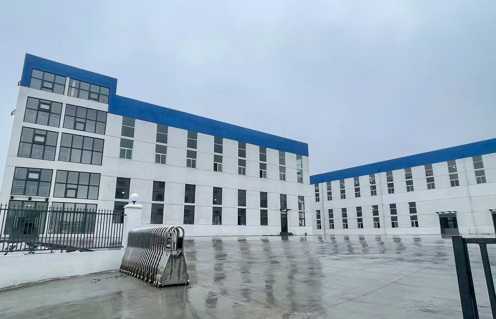 彝良县小草坝竹笋天麻加工厂项目通过竣工验收